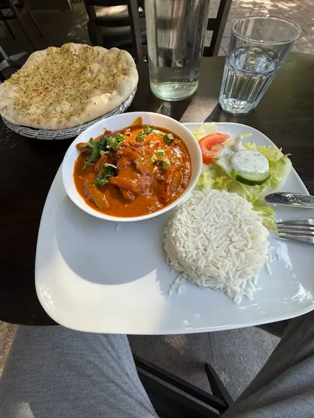 BookNoFees: Okrepčevalnica – Baburchi – Stockholm – Baburchi, fotografija 3