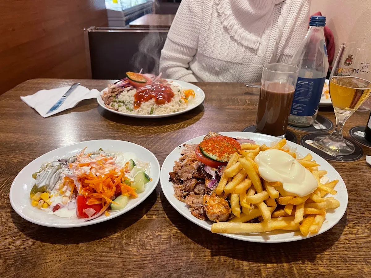 BookNoFees: Restavracija – Gaststätte Lesvos Grill – Sundern – Restavracija Lesvos Grill, fotografija 1