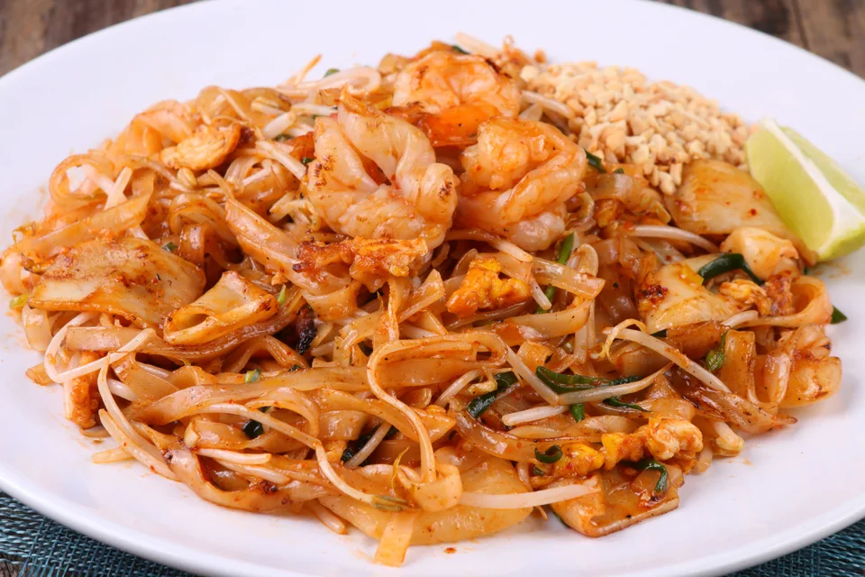 BookNoFees: Primer fotografije: Pad Thai rezanci s kozicami
